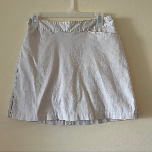 Lady‎ Hagen Cream Tan Beige Golf Skort Pockets Size 2 - Picture 1 of 10